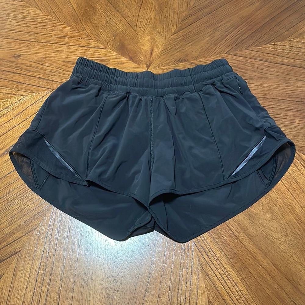 Lululemon Hotty Hot Short Black Running Short Size 6